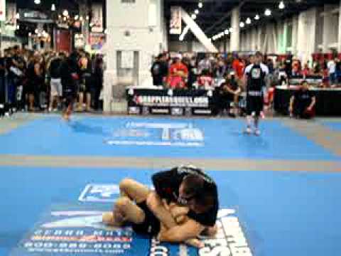 JONATHAN CHAVEZ GRAPPLERS QUEST MR. OLYMPIA, 09/25/10  LAS VEGAS,