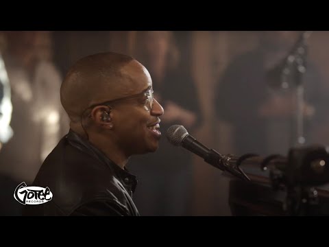 Thumbnail for In The Room video