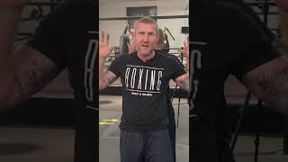 Using a Mirror to Shadowbox and Train Throwing Punches in Boxing #shorts