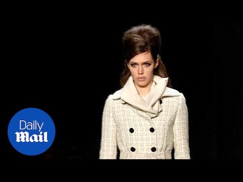 Badgley Mischka's Fall 2015 New York Fashion Week show - Daily Mail