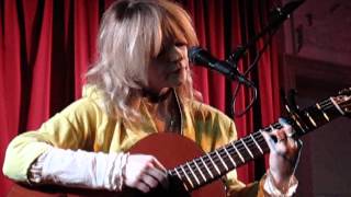 Jessica Pratt - Game That I Play (Live @ Bush Hall, London, 08/09/15)