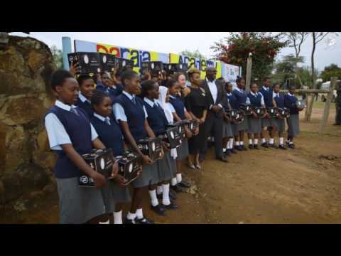 “GravityLight: Turning Gravity Into Light” – Shell / GravityLight Foundation