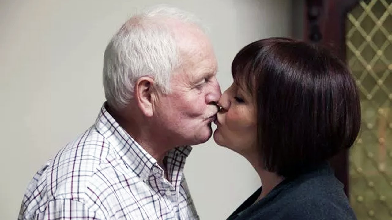 YouTube Thumbnail Downloader FULL HQ IMAGE