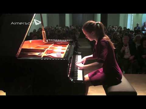 Anastasia Kuznetsova plays Copland Humorous Scherzo "Сat and mouse"