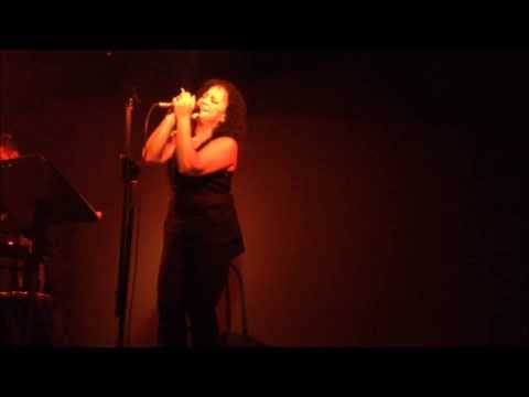Περισπωμένη της απουσίας σου- Fading Soul feat Fany Polemi (live) #deephouse_poetry