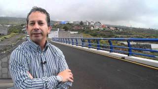 preview picture of video 'Raúl Morales - Modificación puente de acceso a Chío sobre la autopista.wmv'
