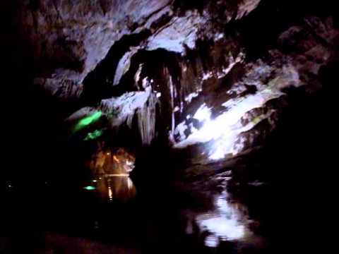 Excursão às cavernas aquáticas de Benxi