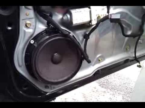 comment demonter haut parleur golf 4