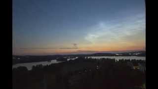 preview picture of video 'Noctilucent Clouds in Jyväskylä. Nuvens Noctilucentes. Valaisevat yöpilvet Jyväskylässä.'
