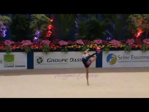 Victoria VEINBERG FILANOVSKY (ISR) ball - 2013 Corbeil AA