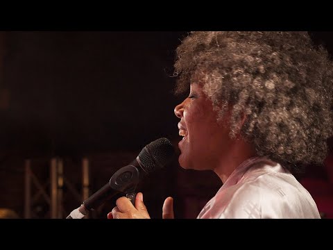 'Willin' And Able' | Fola Dada & Band @ Red Horn District