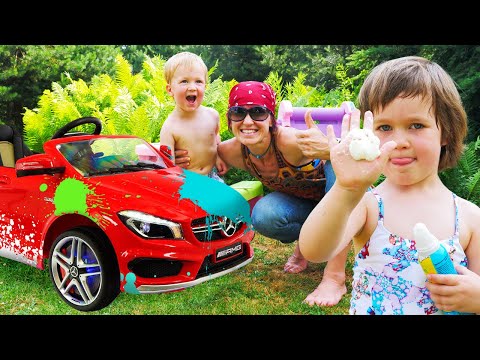 Бьянка и Карл моют грязные машинки - Игры с детьми в автомойку | Детские песни
