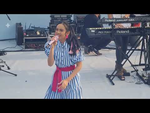 LYODRA - KALAU BOSAN | LIVE AT GALAXY FESTIVAL S24 FE TAMAN LITERASI BLOK M 4.10.2024