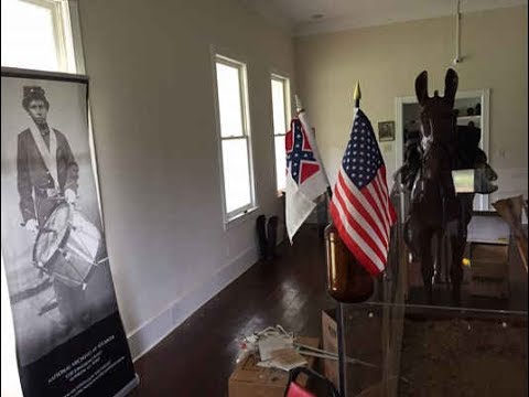 Confederate flag removed, then Civil War museum closes
