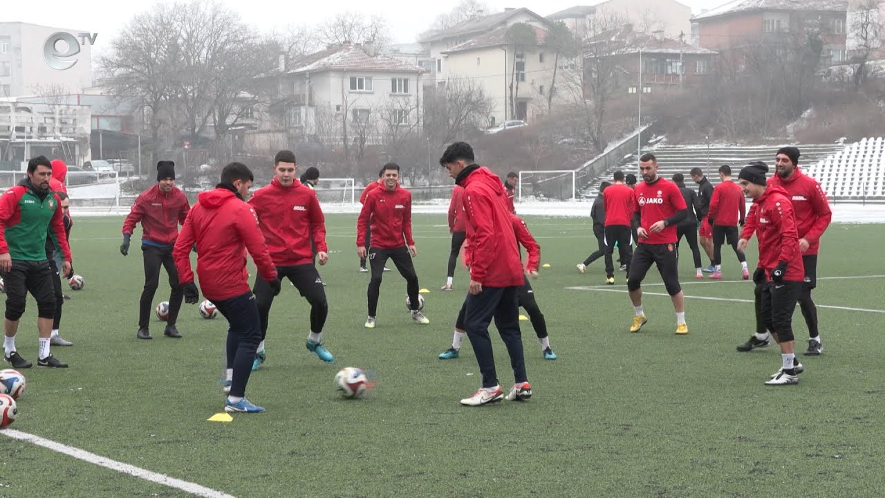 Опитен защитник пропуска контролата на "Хасково" със "Загорец"