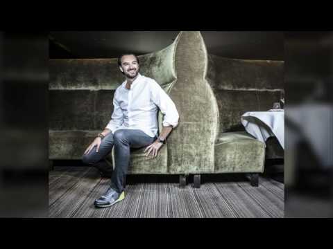 download lagu mp3 mp4 Cyril Lignac Cline Lignac, download lagu Cyril Lignac Cline Lignac gratis, unduh video klip Cyril Lignac Cline Lignac