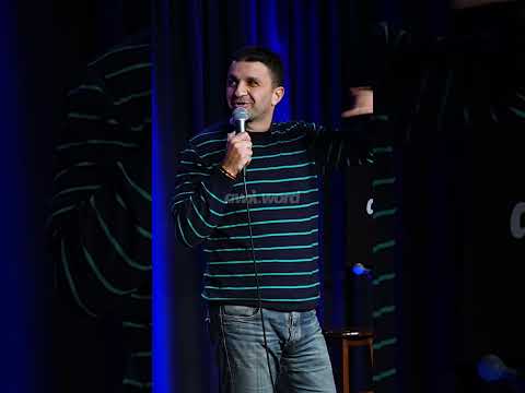 Rodrigue with a tour guide in Batroun  رودريك بيحكي عن تجربته مع مرشد سياحي بالبترون. #standupcomedy