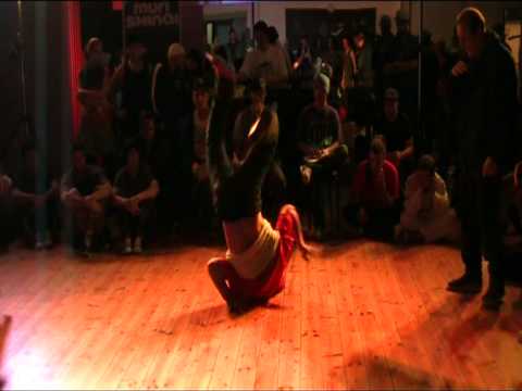 Vewo, Anido, Scanner VS Raw Muzzles - Floor Wars 2010 Roma