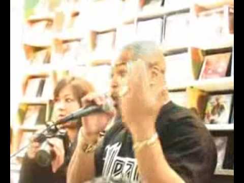 Alibi MonTana Feat F-i-k pour son Open Mic au Studio De T.Max