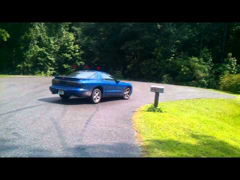 ACTING A FOOL !!!!!!!