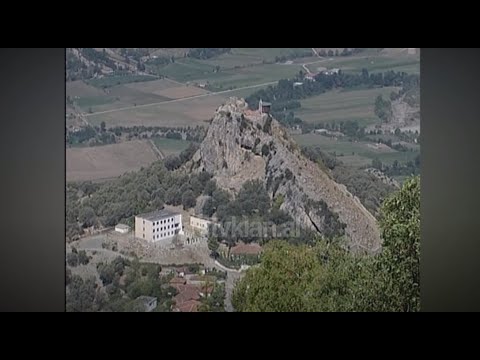 Rrënojat e qytetërimit ilir në malin e Presqopit (13 Gusht 2003)