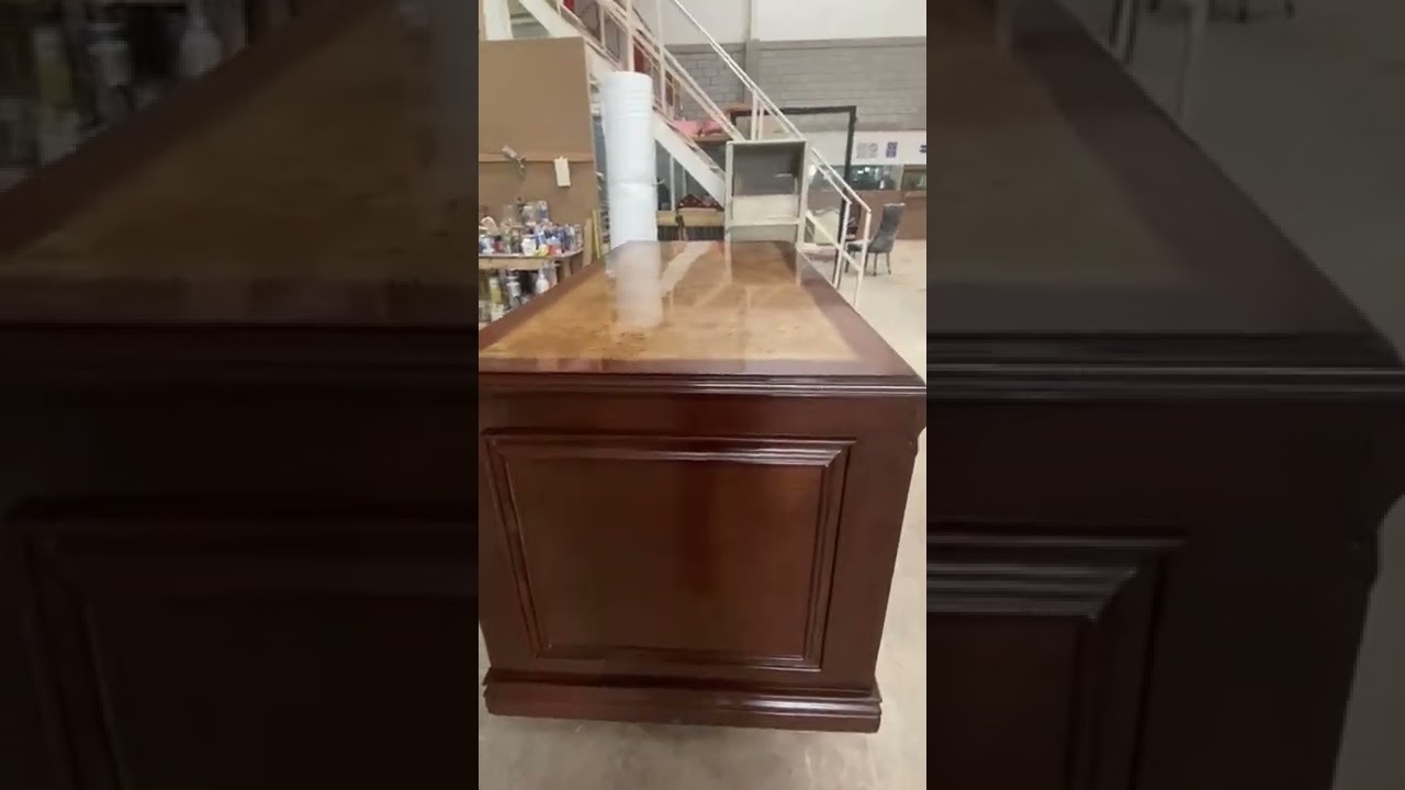 ESCRITORIO INGLES CLÁSICO / WOODEN DESK CLASSIC