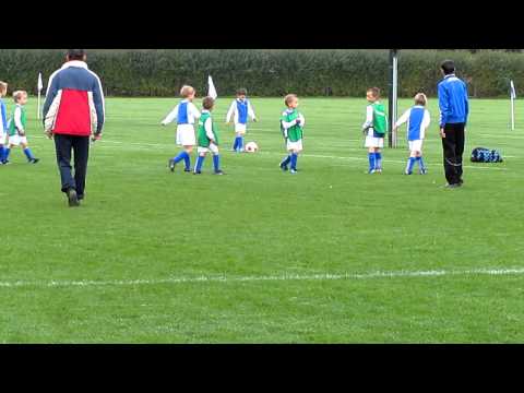 F7 SVS tegen F8 SVS : bijna een tegendoelpunt (13 okt 2012)