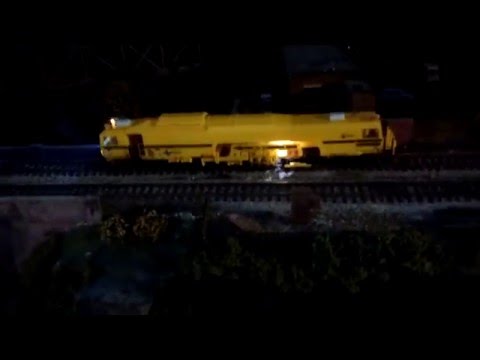 Viessmann 26093 HO Schienen-Stopfexpress09-3X Plasser & Theurer "Infrabel" Zweileiter System