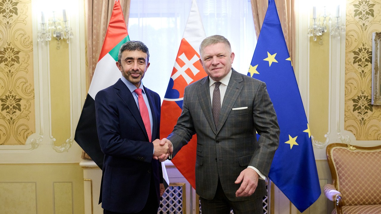 صورة بعنوان: Youtube Image