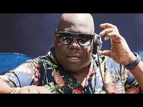 Carl Cox's Surprise Performance at Kappa Futur Festival - What Did He Do?!