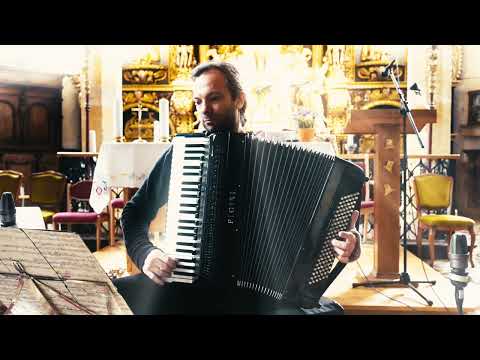 BACH - English suite, Prelude - Marko Hatlak Accordion