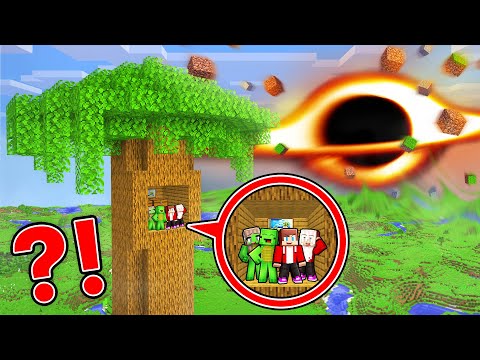 BLACK HOLE vs. Mikey Family & JJ Family TREE Bunker - Minecraft (Maizen)