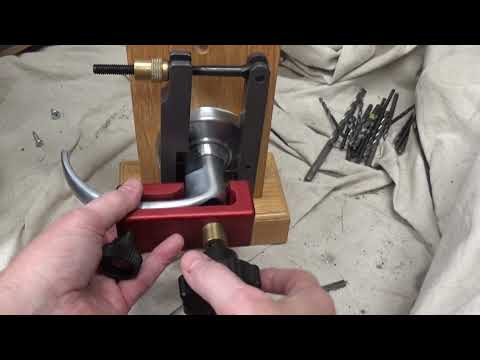 Door lock bypass tools lockout services near me keymaster  locksmith Crystal Lake Algonquin Mchenry