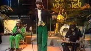 Stackridge - Dancing On Air