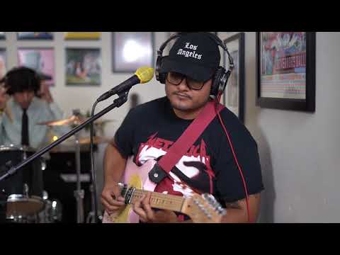 The Red Pears   Away