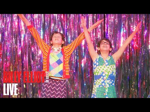 The Electrifying "Expressing Yourself" | Billy Elliot The Musical Live