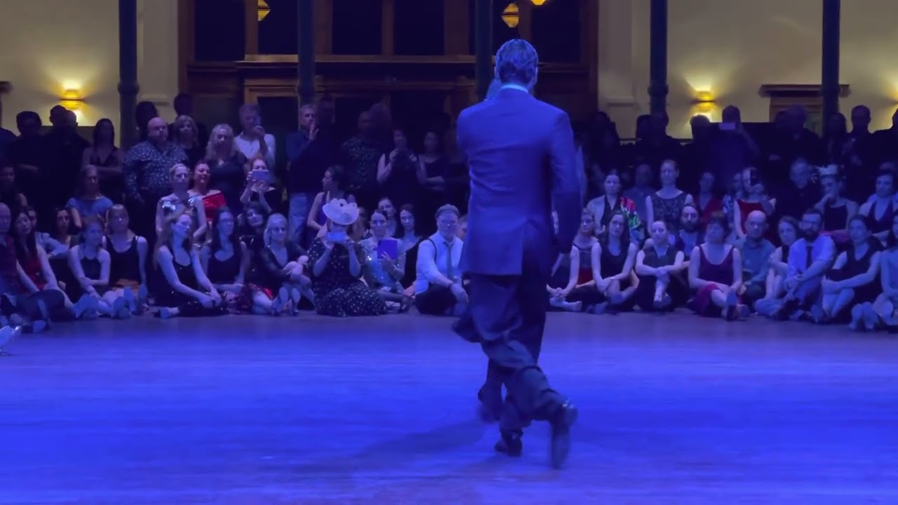 Noelia Hurtado y Facundo de la Cruz 1/2