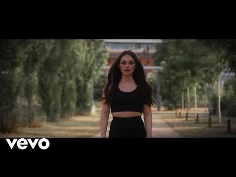 Renee - Offline (Offizielles Video)
