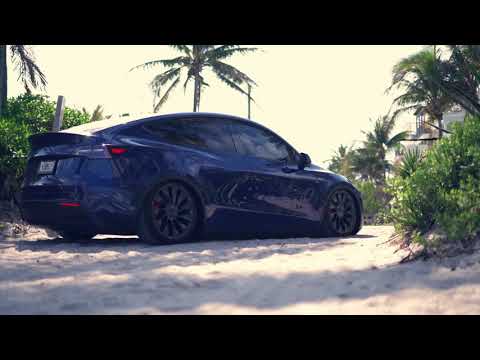 Bagged Tesla Model Y | Full air suspension | Signature Customs EV Design Studio
