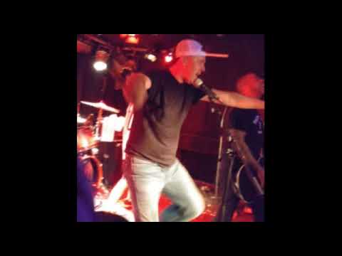 Battery - Young Till I Die (7 Seconds) Live