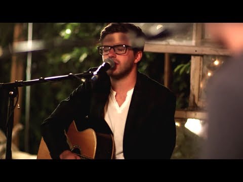download lagu mp3 mp4 Ruinas Gloriosas, download lagu Ruinas Gloriosas gratis, unduh video klip Ruinas Gloriosas