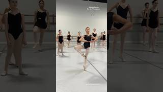 Download lagu WOW little ballerina IMPRESSES 😍👏🏻🩰 #ballerina #ballet #balletclass #shorts #ad mp3