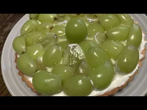 Prepara tarta de moscatel brillante. Hacer dulces ligeramente endulzados hechos por alguien goloso. Ya sea solo eso o un postre, Seamus es delicioso. . .