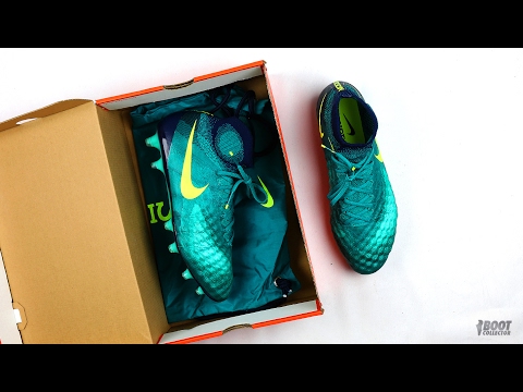 Unboxing Nike Magista Obra 2