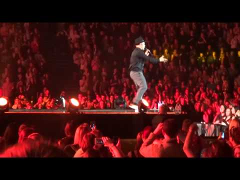 Olly Murs - Wrapped Up - Sheffield Arena 2015.