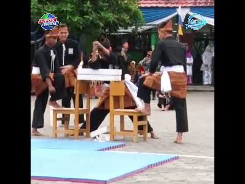 JANGAN DITIRU, Anak ini Pecahkan Batu Bata dengan Kepala