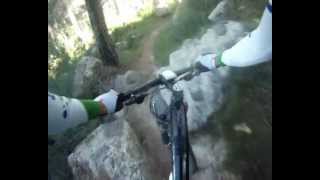 Ade Moll (Portal de la Marina-Xabia's Bike) trabajando la técnica del BTT