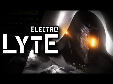 Subfiltronik & Bommer - Planet Droid