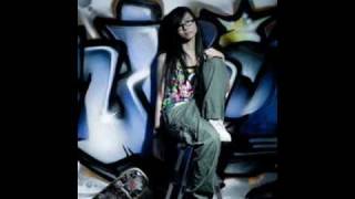 Bài hát Ticki Ticki Toc - Nghệ sĩ trình bày Suboi