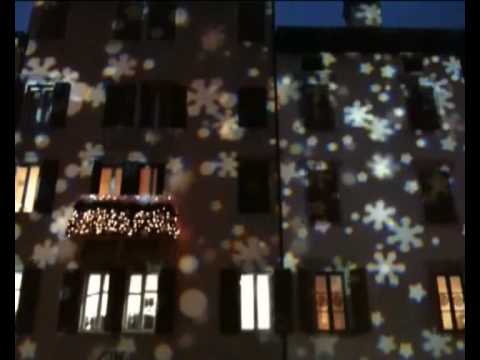 Pioggia di stelle ad Udine - Natale 2009.flv